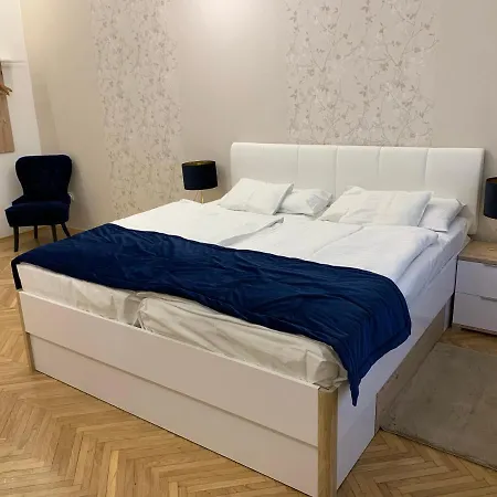 W19 Ubytování v soukromí *